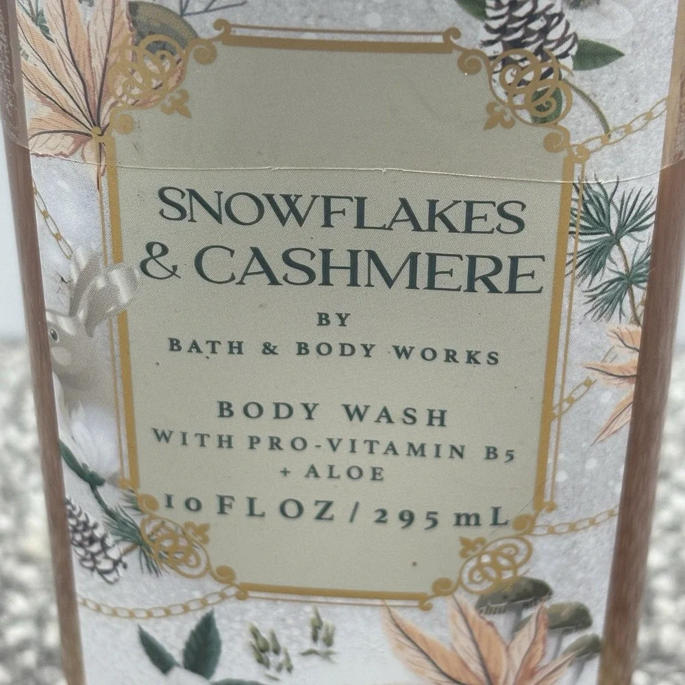 Bath & Body Works Snowflakes & Cashmere Body Wash New Sealed